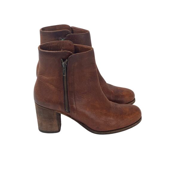Frye Addie Double Zip Boot Womens 9.5 B Cognac Leather Mid Heel Moto Bootie - Picture 1 of 10